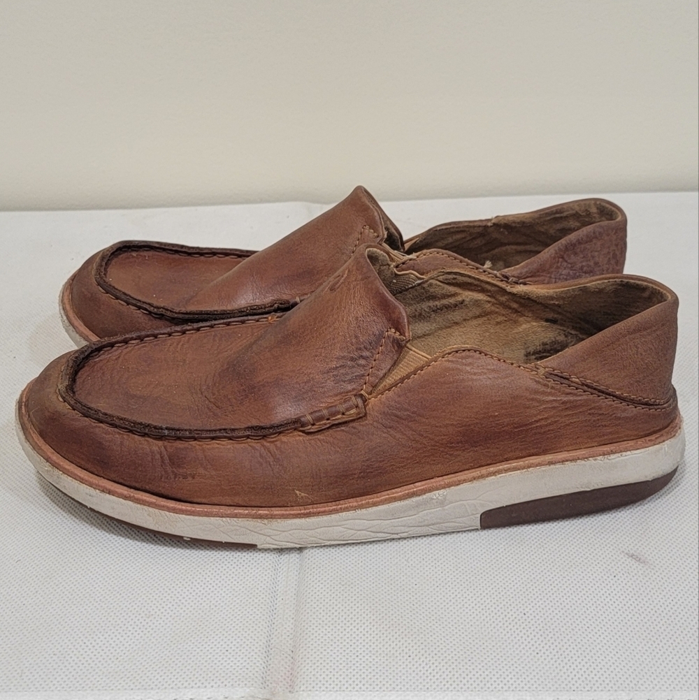 MEN'S OLUKAI KALIA BROWN LEATHER DRIVING MOCCASINS (Sz 9.5)